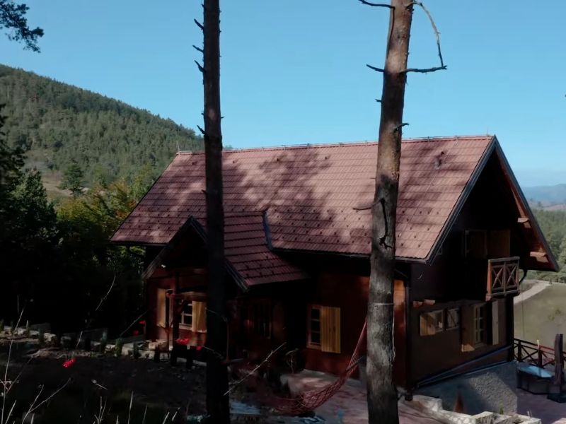 Prikaz drvene olibe na Zlatiboru